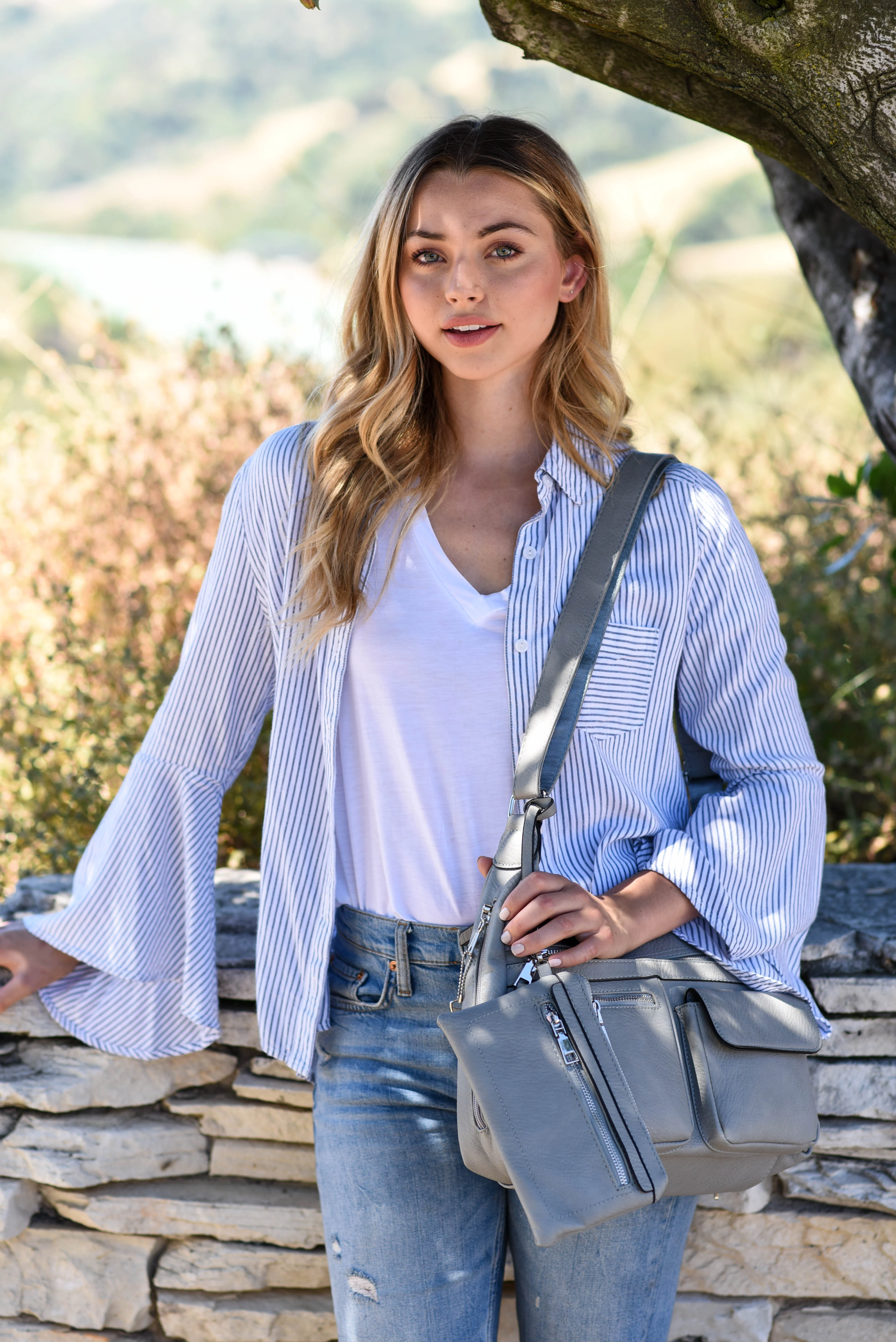 Elle Concealed Carry Hobo Handbag - Image 25